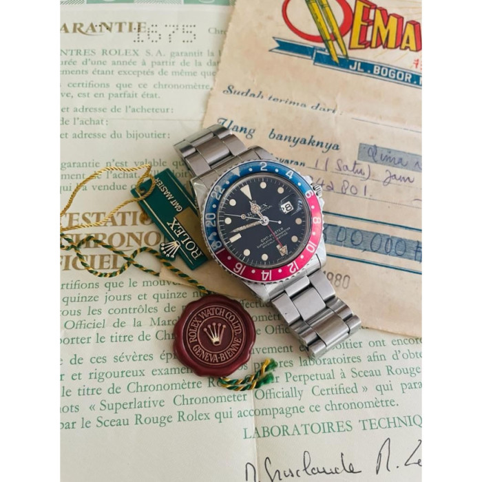 Rolex GMT-Master 1675 box paper and tag from 1979 sold in 1980, Accueil, The GMT Master is Rolex’s signature pilot’s watch, comp