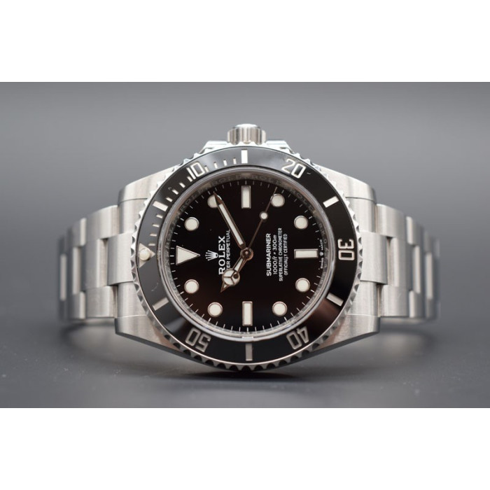 Rolex Submariner 124060 Black Dial like New Fullset 09/2020, Rolex, 









  Rolex Submariner 124060 Black Dial like New Full