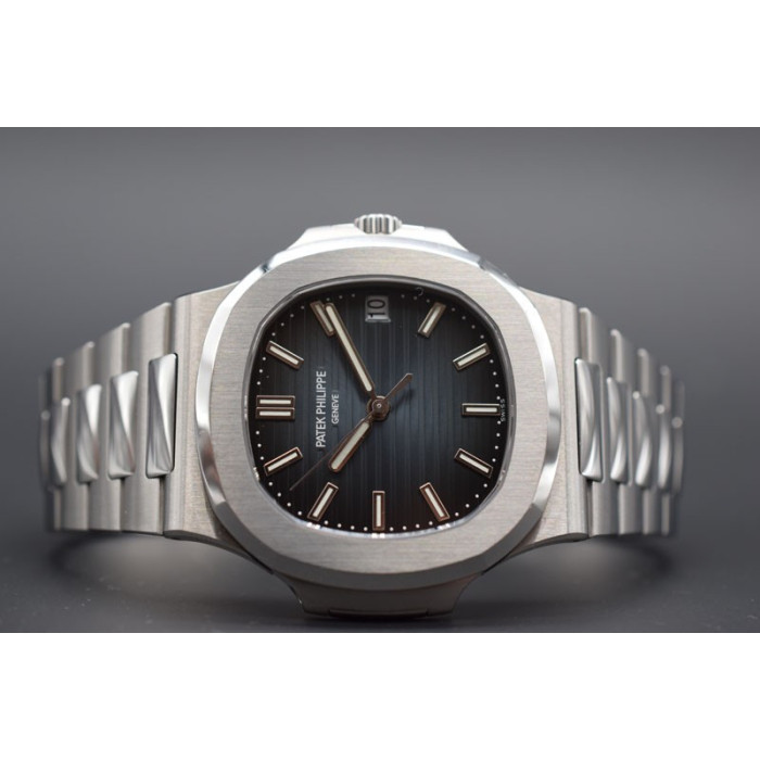 Patek Philippe Nautilus - Blue Dial - 26-330SC New Caliber - like New - EU - Fullset - 01/2020, Patek Philippe, Patek Philippe N