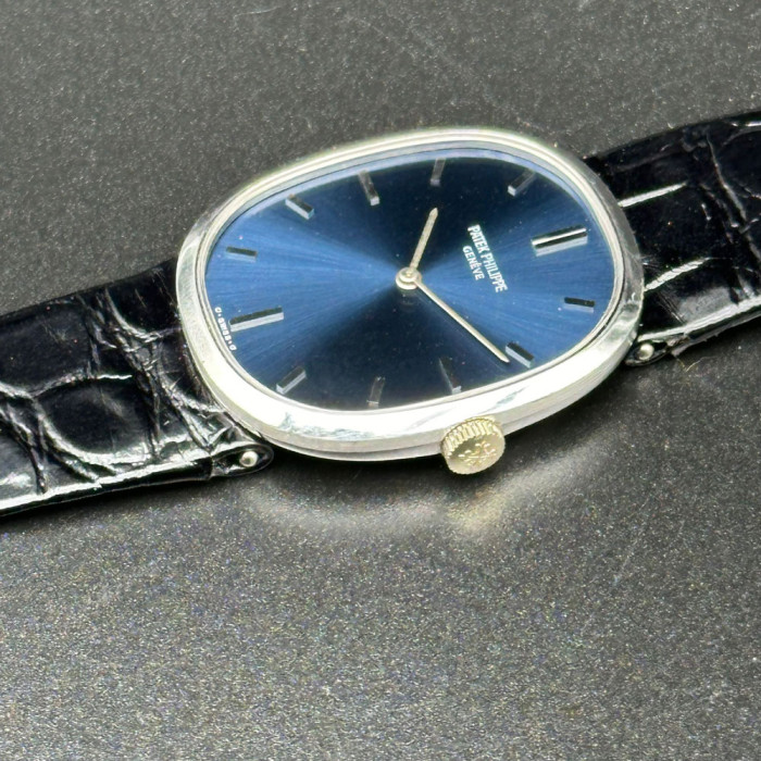 Patek Philippe Golden Ellipse Ref 3748 Cadran Bleu Or Blanc 18K