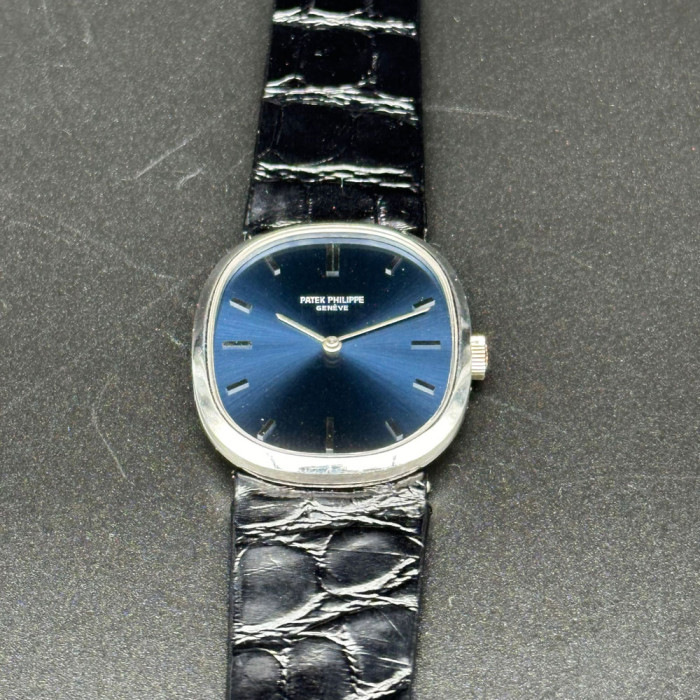 Patek Philippe Golden Ellipse Ref 3748 Cadran Bleu Or Blanc 18K