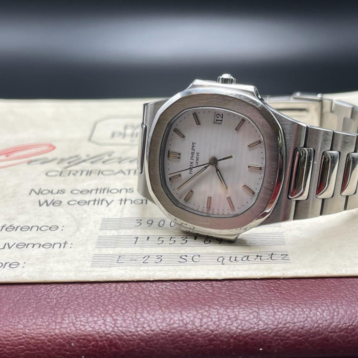 copy of Patek Philippe Nautilus Réf 3900 quartz with paper 1989