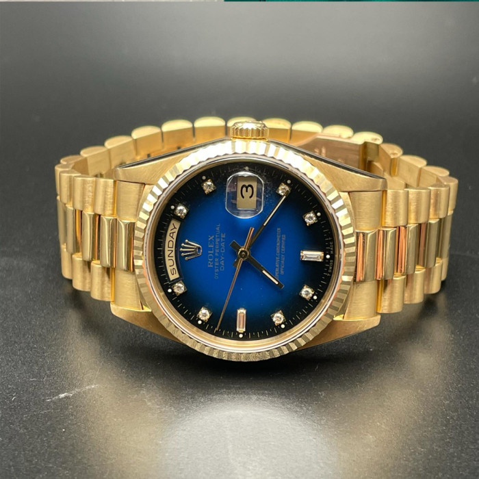 Rolex Day-date Ref 18238 blu dial diamonds index box and paper 1995