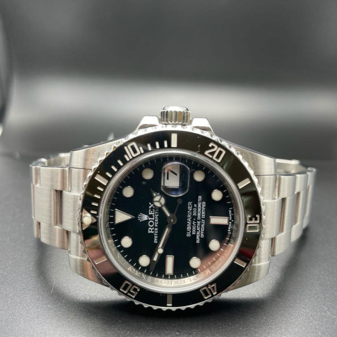 Rolex Submariner Date Ref 116610 boite et carte 2015