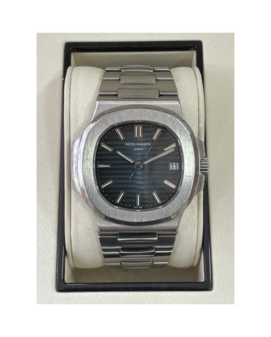 Patek Philippe Nautilus Réf 5711, Patek Philippe, 




Patek Philippe Nautilus Ref. 5711/1A-001   Poinçon de Genève.





